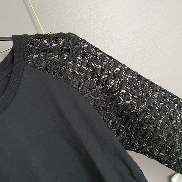 Stella and Dot Blouse- Large - Picture 3 of 3